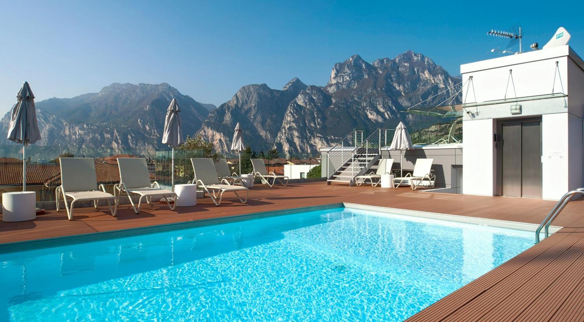 Gardabike Residence Torbole Sul Garda Esterno foto